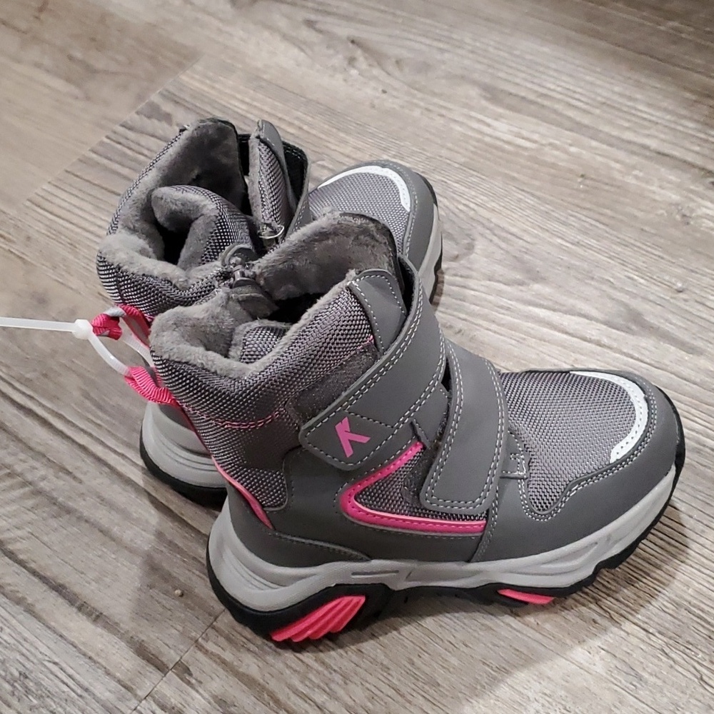 K Komforme Snowboots Size 6